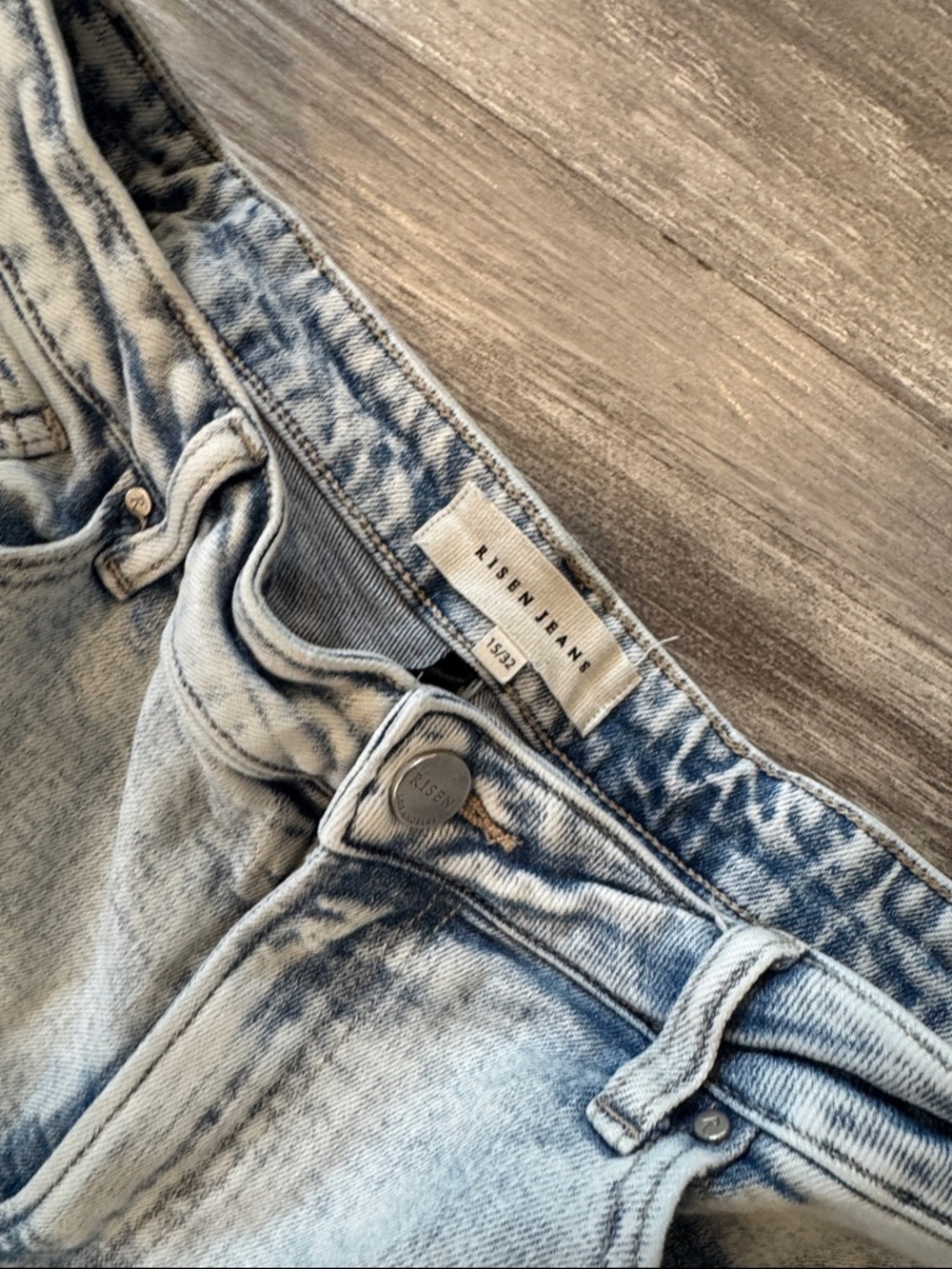 Light Blue Distressed Wide-Leg Women's Jeans - Picture 3 of 7